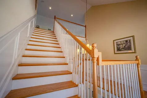 3 Chisholm Farm Drive Stratham NH 03885