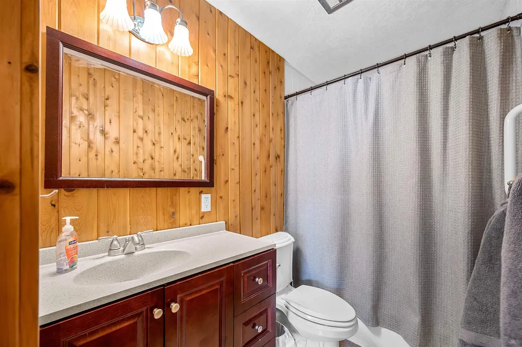 10 Meadows Drive Barre Town VT 05641