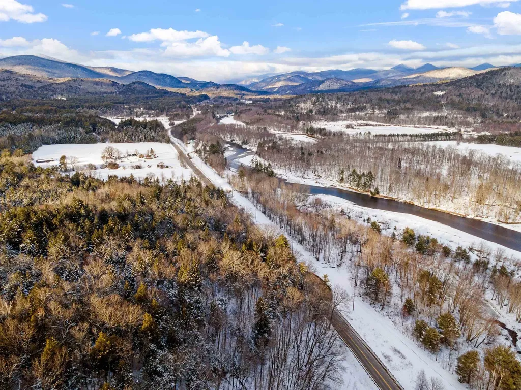 3039 Us Route 3 Thornton NH 03285