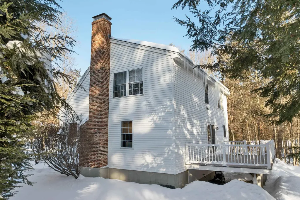 2 Celeste Terrace Sandown NH 03873