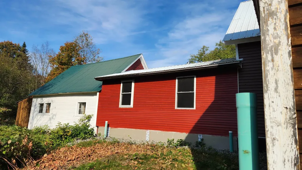 79 Lund Lane Granby VT 05840