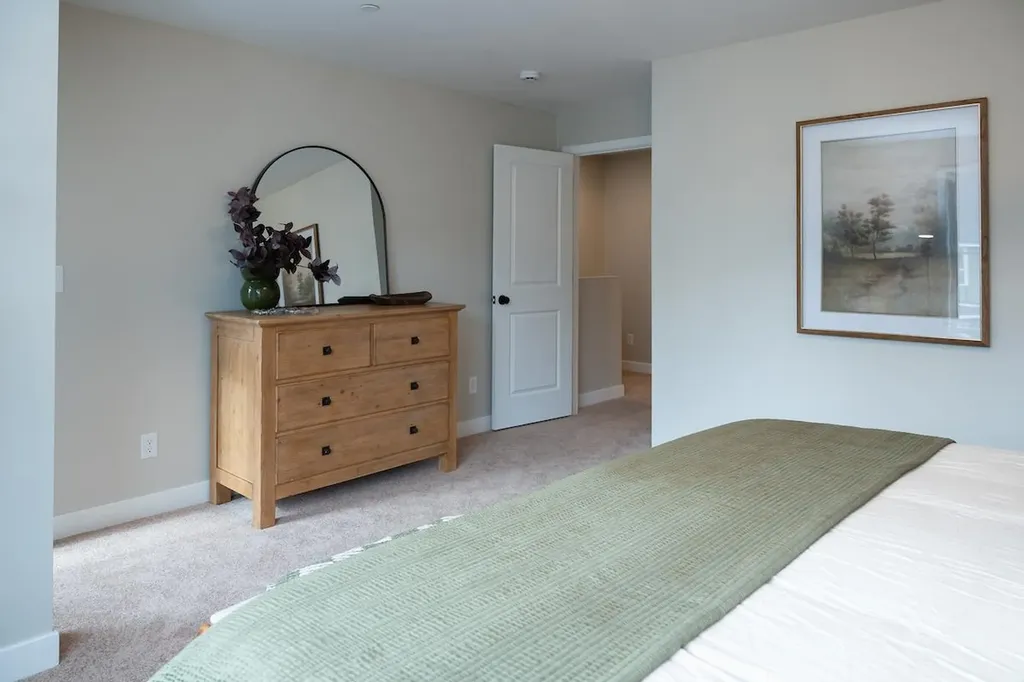 1 Boulder Way Manchester NH 03109