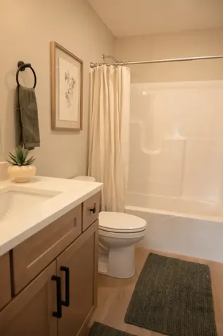 1 Boulder Way Manchester NH 03109