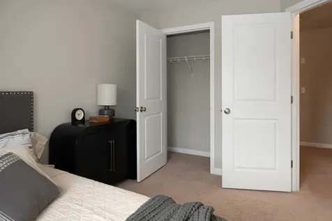 1124 South Mammoth Road Manchester NH 03109