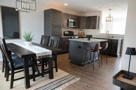 1124 South Mammoth Road Manchester NH 03109