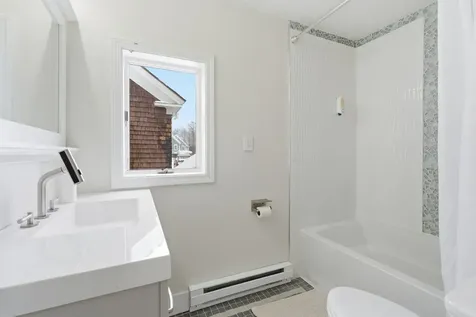 127 Belvidere Street Laconia NH 03246