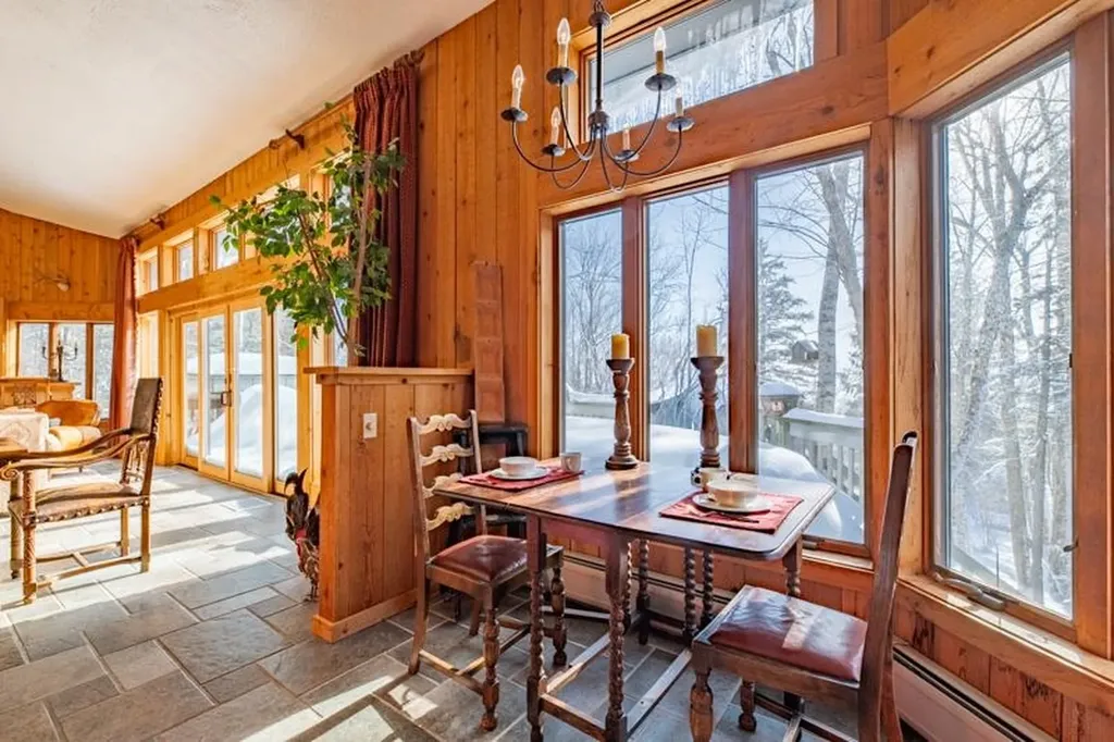 20 Blackberry Lane Peru VT 05152