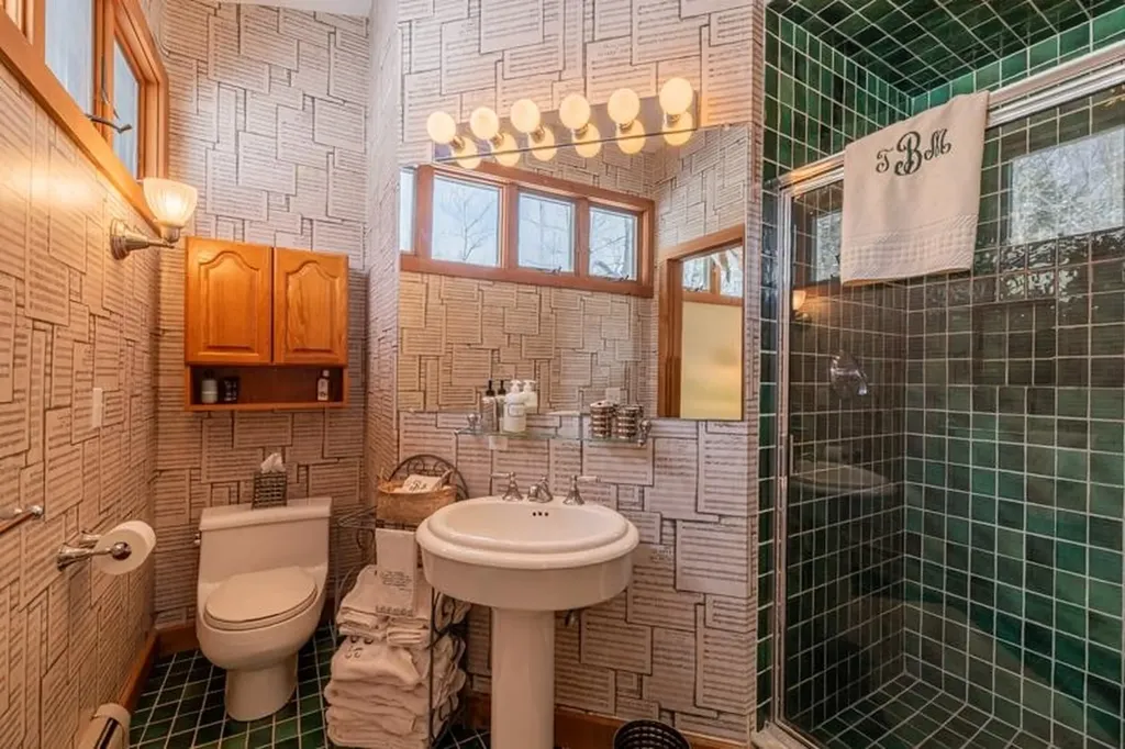 20 Blackberry Lane Peru VT 05152