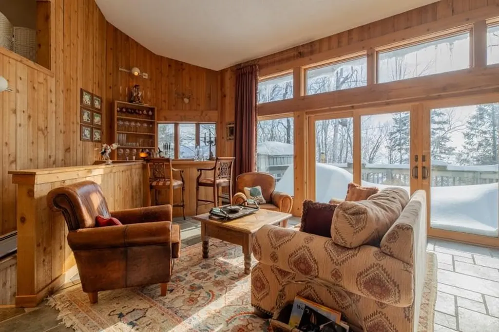 20 Blackberry Lane Peru VT 05152