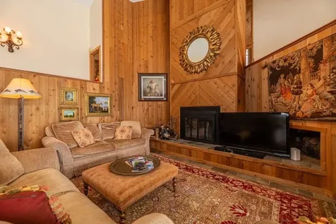 20 Blackberry Lane Peru VT 05152