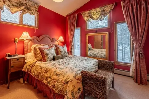 20 Blackberry Lane Peru VT 05152