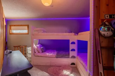 20 Blackberry Lane Peru VT 05152