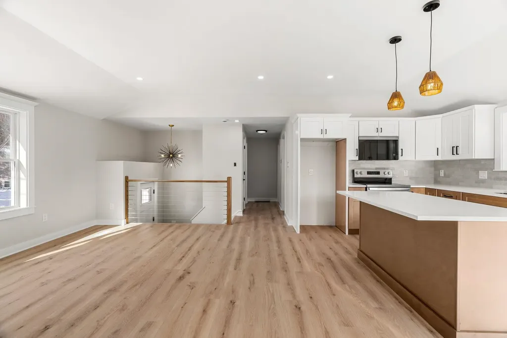 40 Hillside Avenue Derry NH 03038