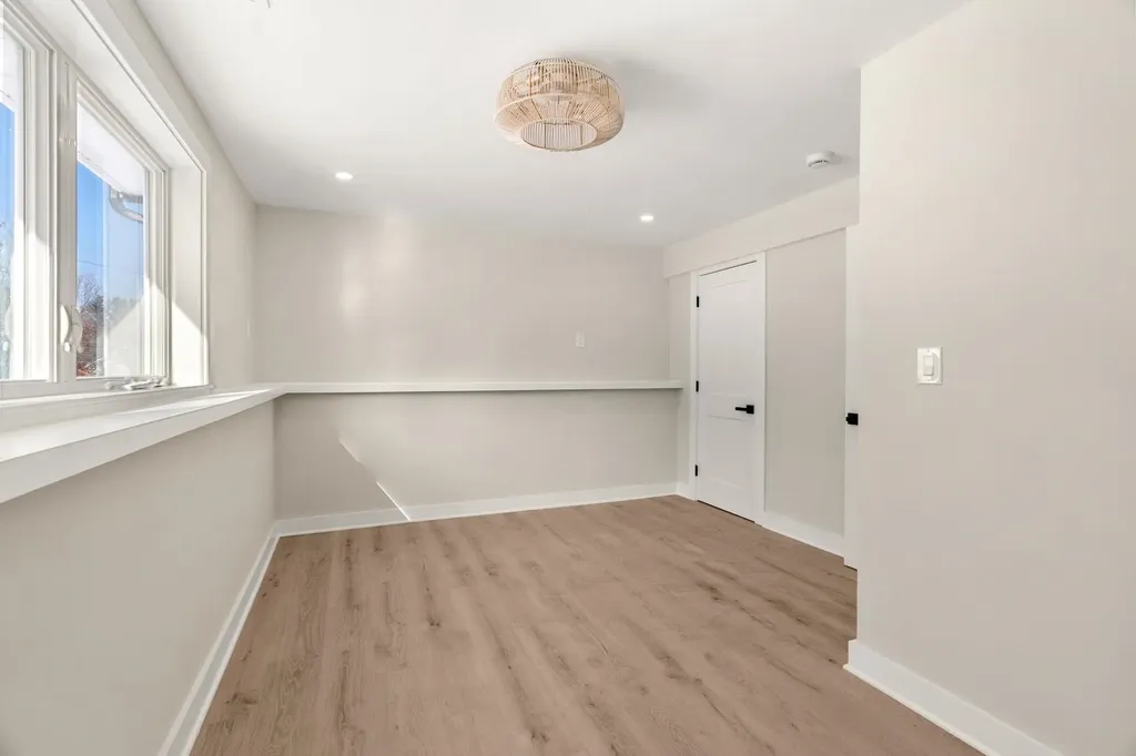 40 Hillside Avenue Derry NH 03038