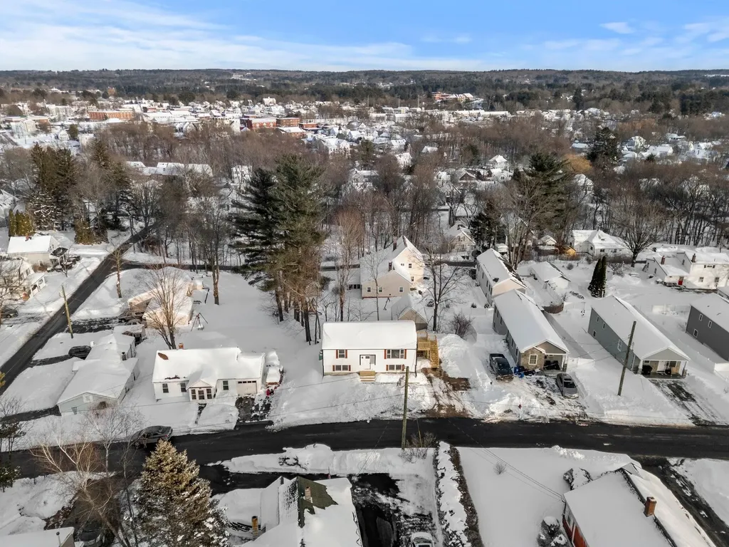 40 Hillside Avenue Derry NH 03038