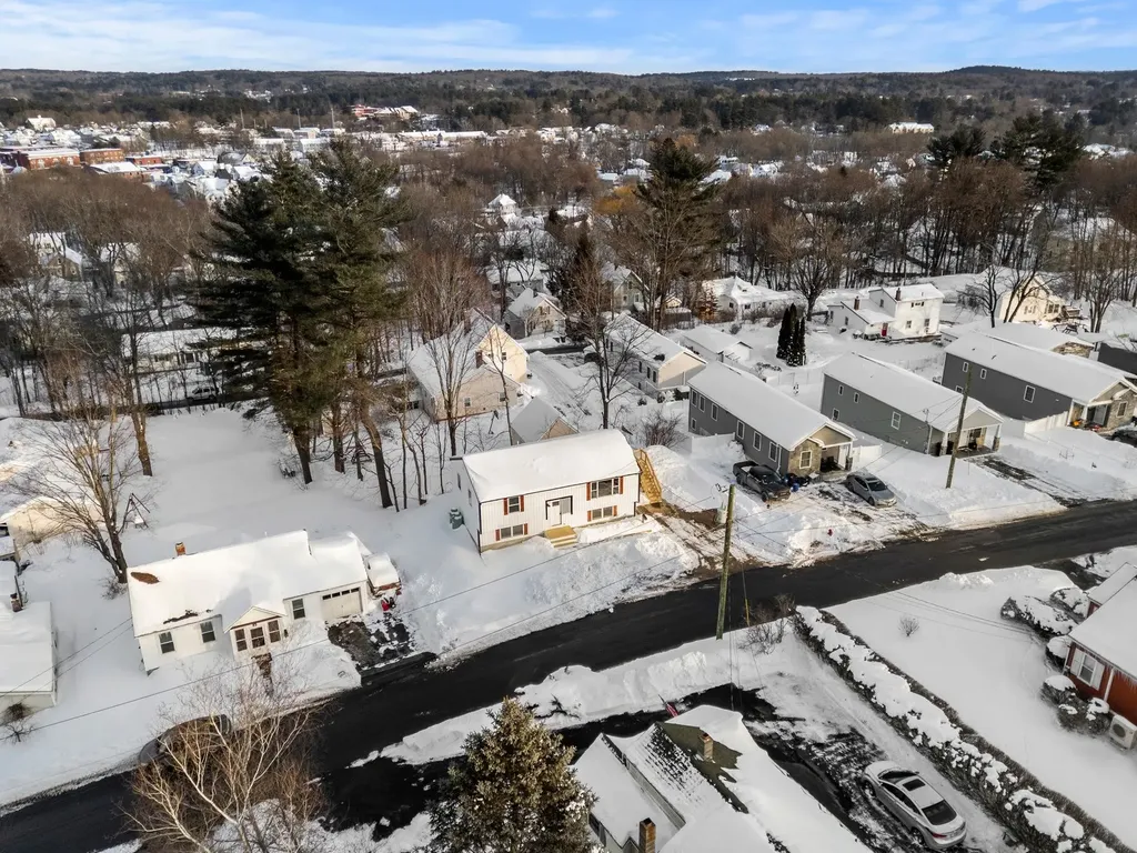 40 Hillside Avenue Derry NH 03038