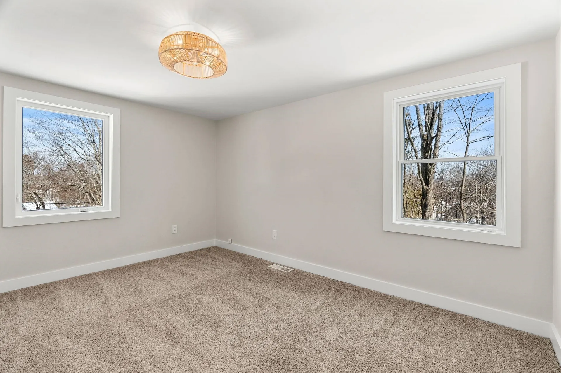 40 Hillside Avenue Derry NH 03038