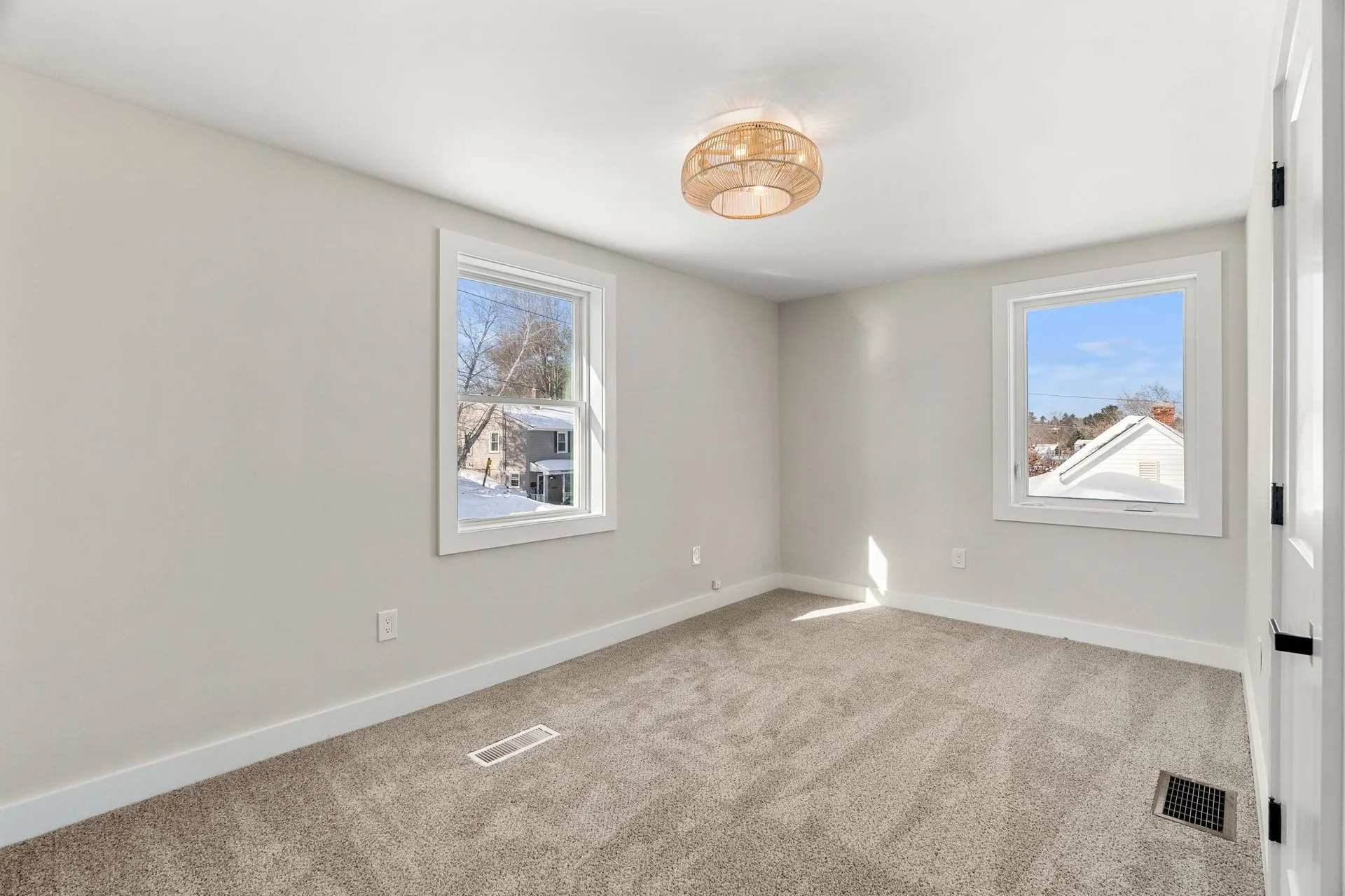 40 Hillside Avenue Derry NH 03038