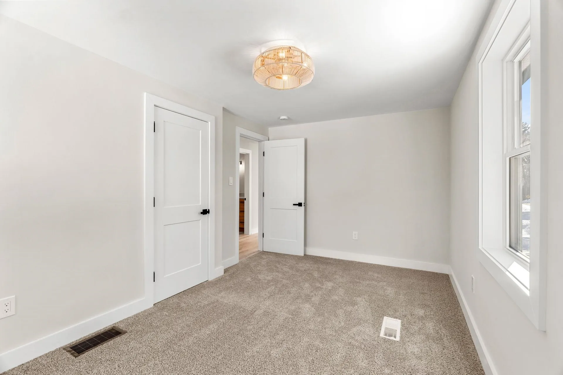 40 Hillside Avenue Derry NH 03038