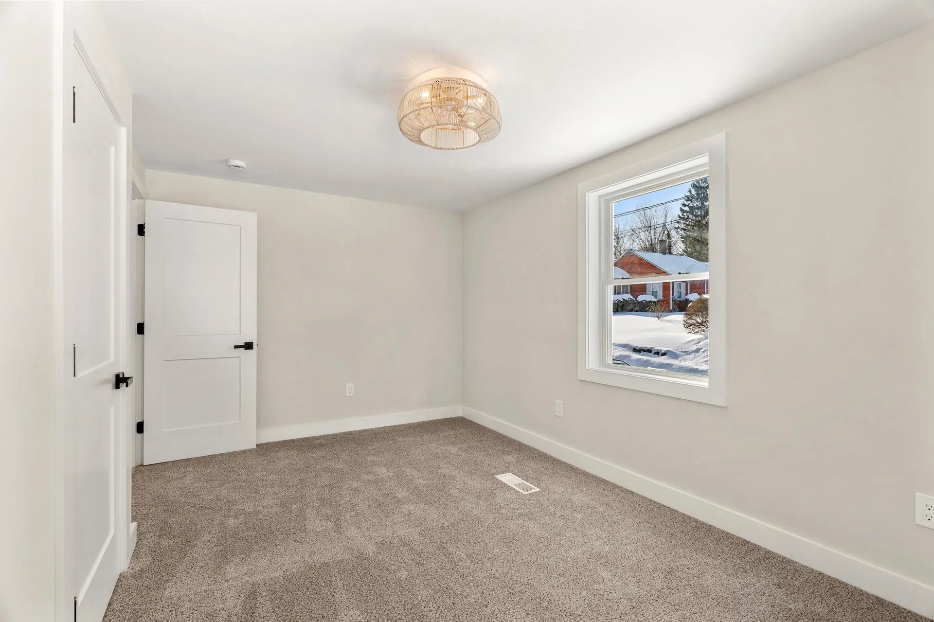 40 Hillside Avenue Derry NH 03038