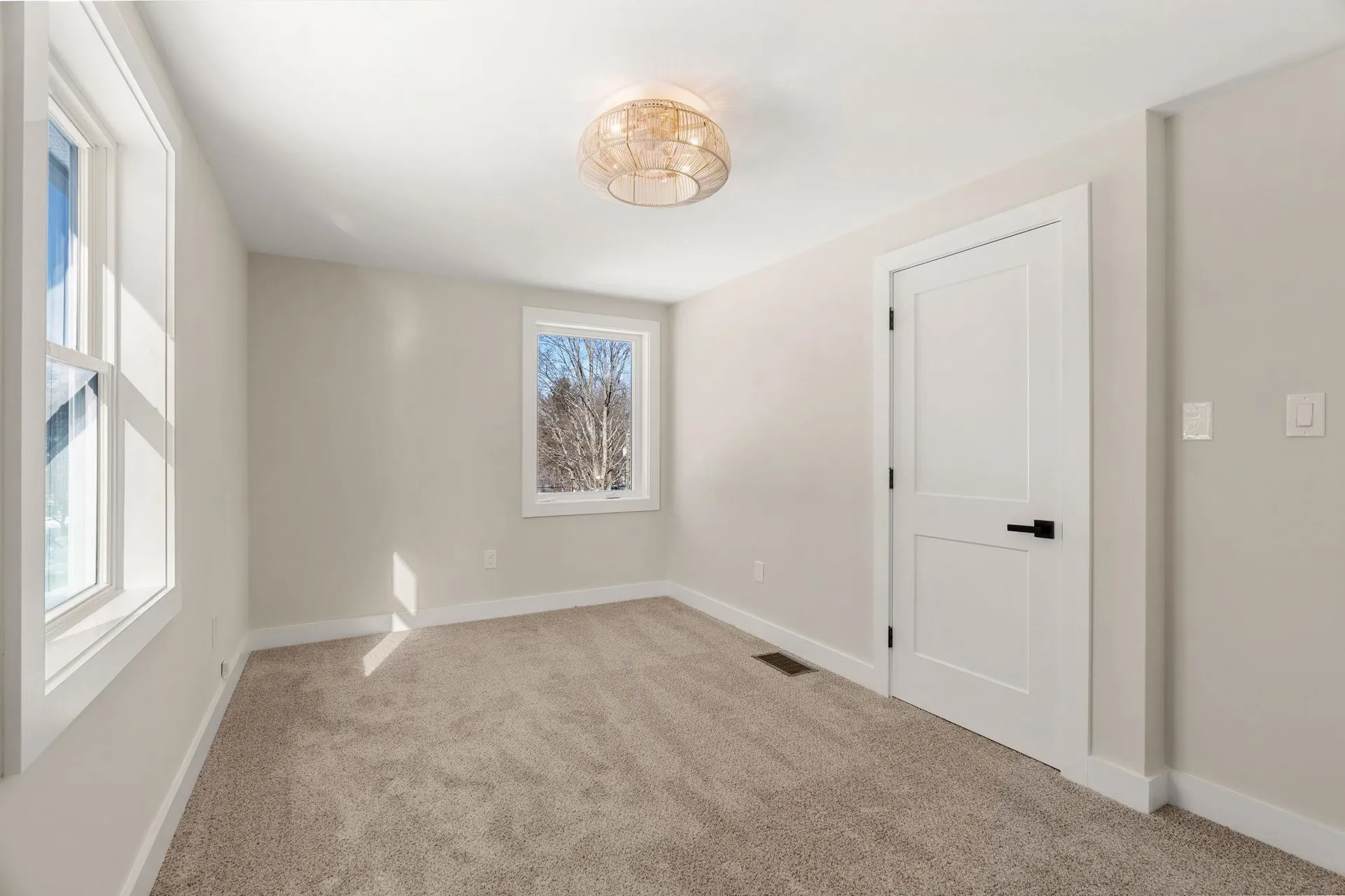 40 Hillside Avenue Derry NH 03038