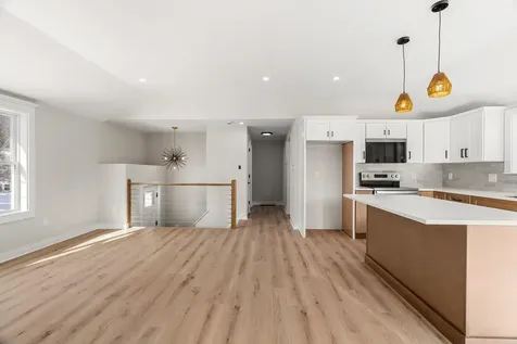 40 Hillside Avenue Derry NH 03038