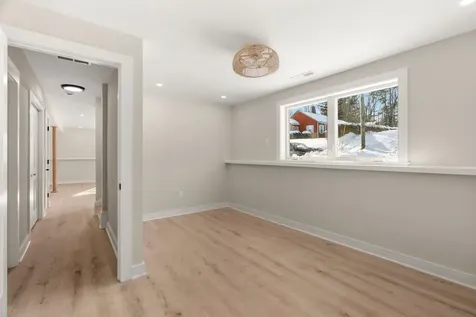 40 Hillside Avenue Derry NH 03038