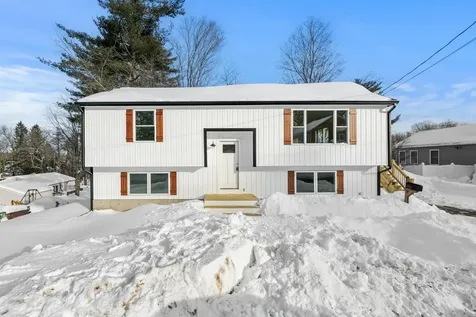 40 Hillside Avenue Derry NH 03038