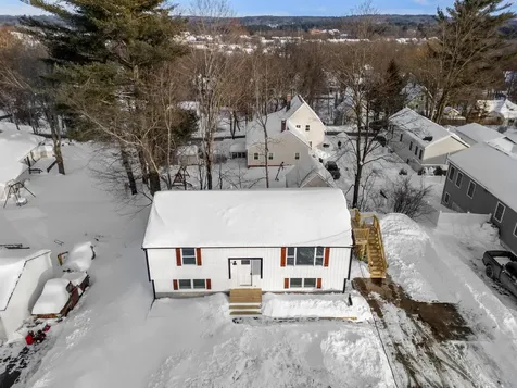 40 Hillside Avenue Derry NH 03038
