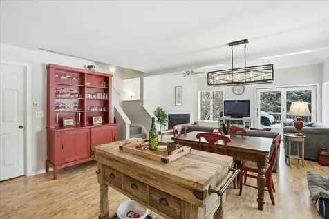 1B N Peak Village Newbury NH 03255