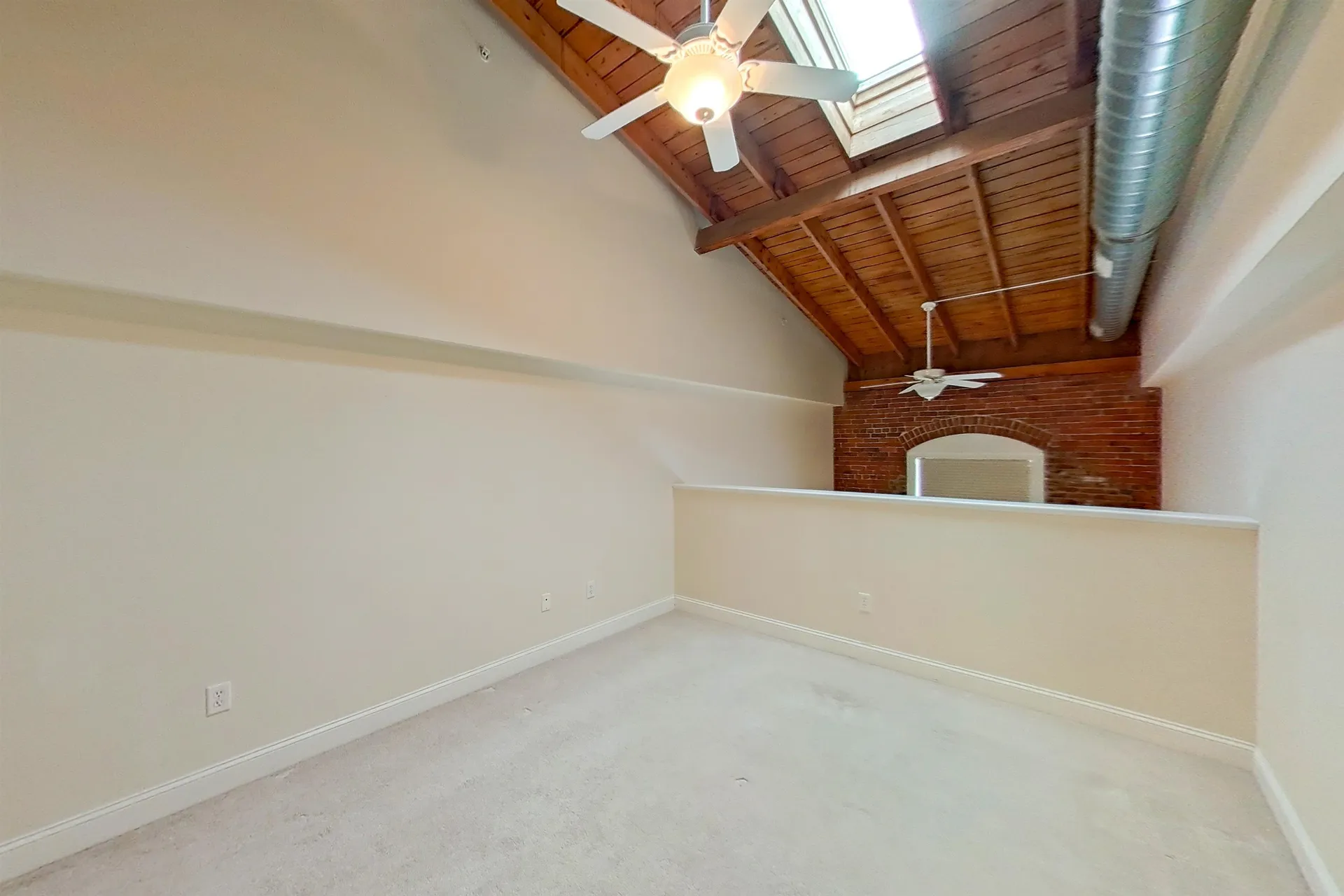 48 Landing Lane Laconia NH 03246