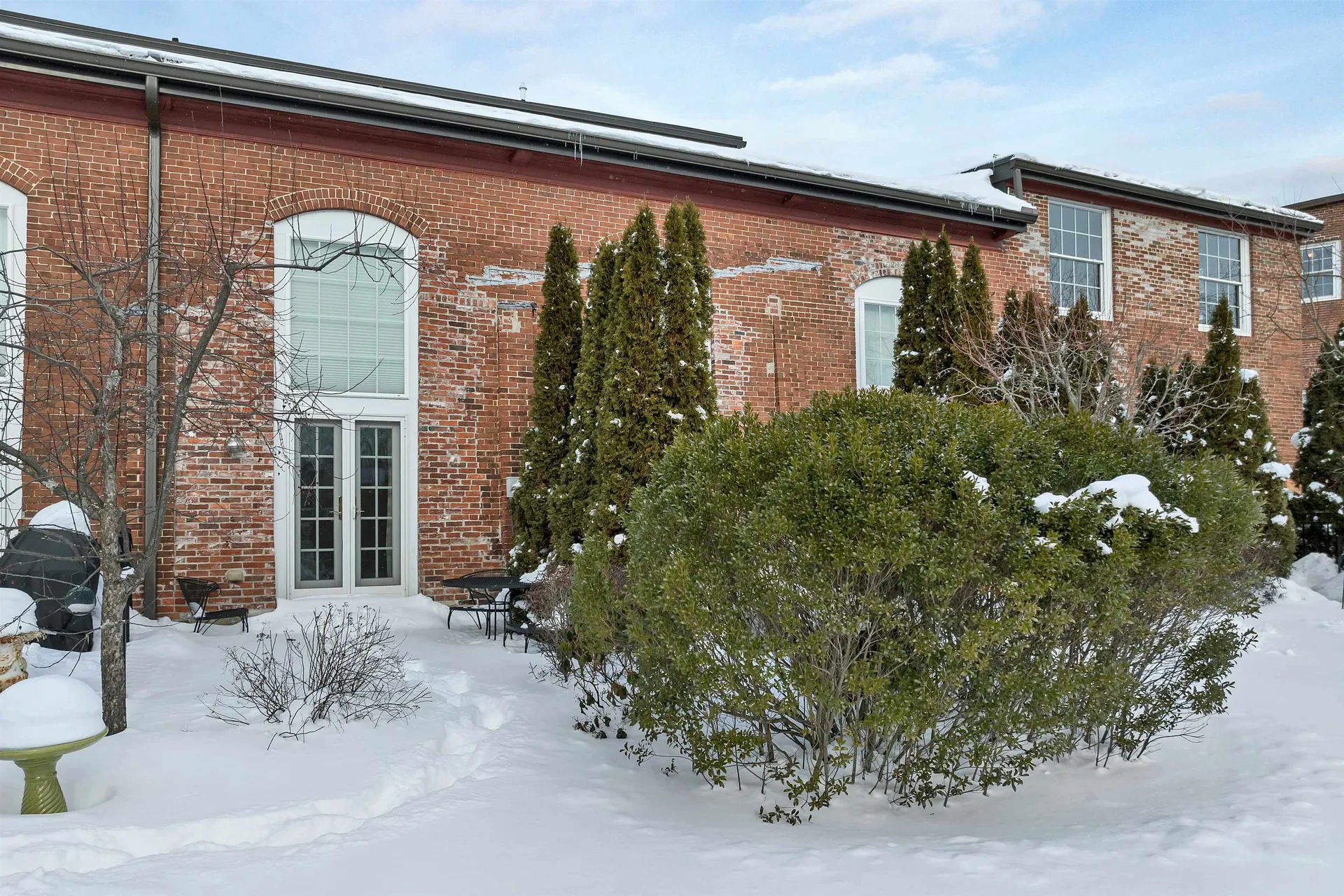 48 Landing Lane Laconia NH 03246