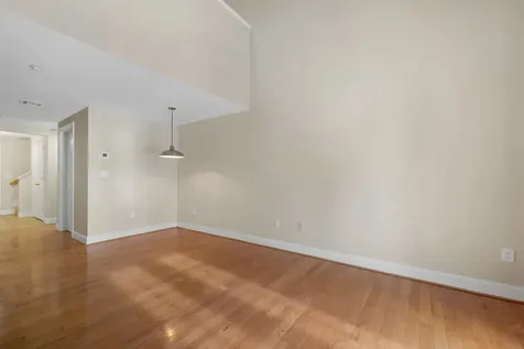 48 Landing Lane Laconia NH 03246