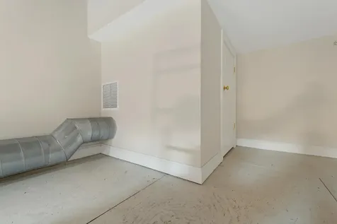 48 Landing Lane Laconia NH 03246