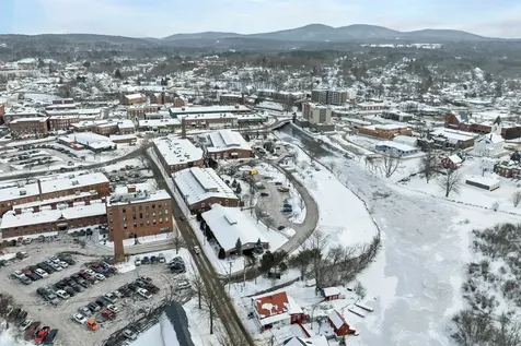 48 Landing Lane Laconia NH 03246