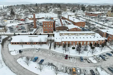 48 Landing Lane Laconia NH 03246