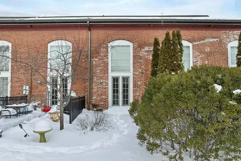 48 Landing Lane Laconia NH 03246