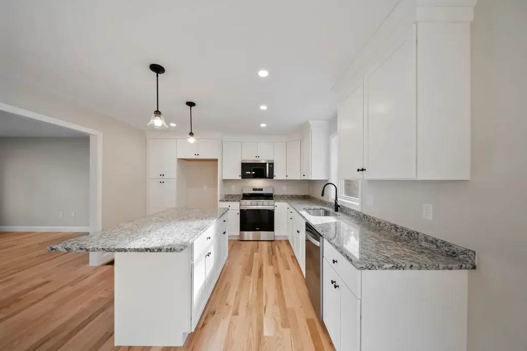 53A Kimball Hill Road Hudson NH 03051