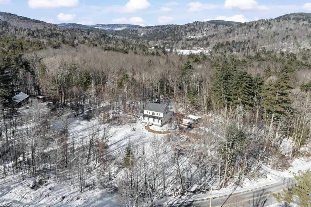 738 Old Hillsboro Road Henniker NH 03244