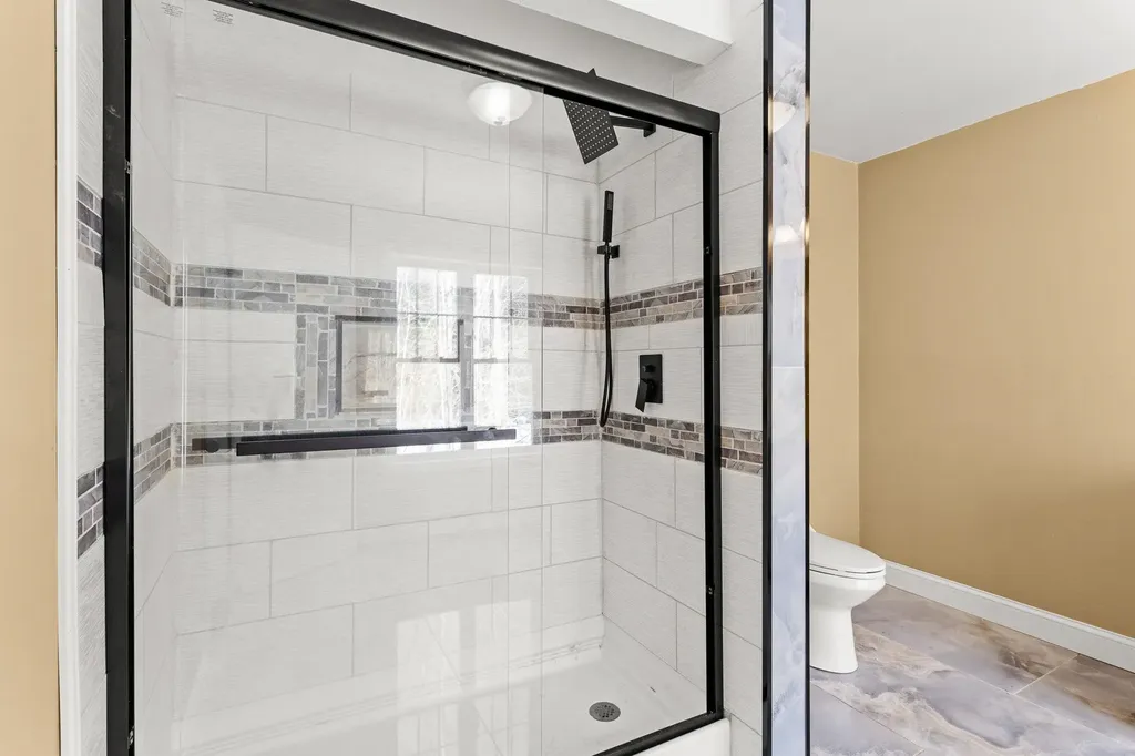 738 Old Hillsboro Road Henniker NH 03244