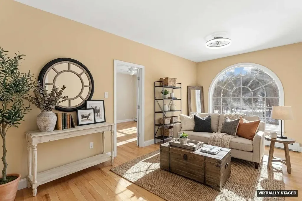 738 Old Hillsboro Road Henniker NH 03244