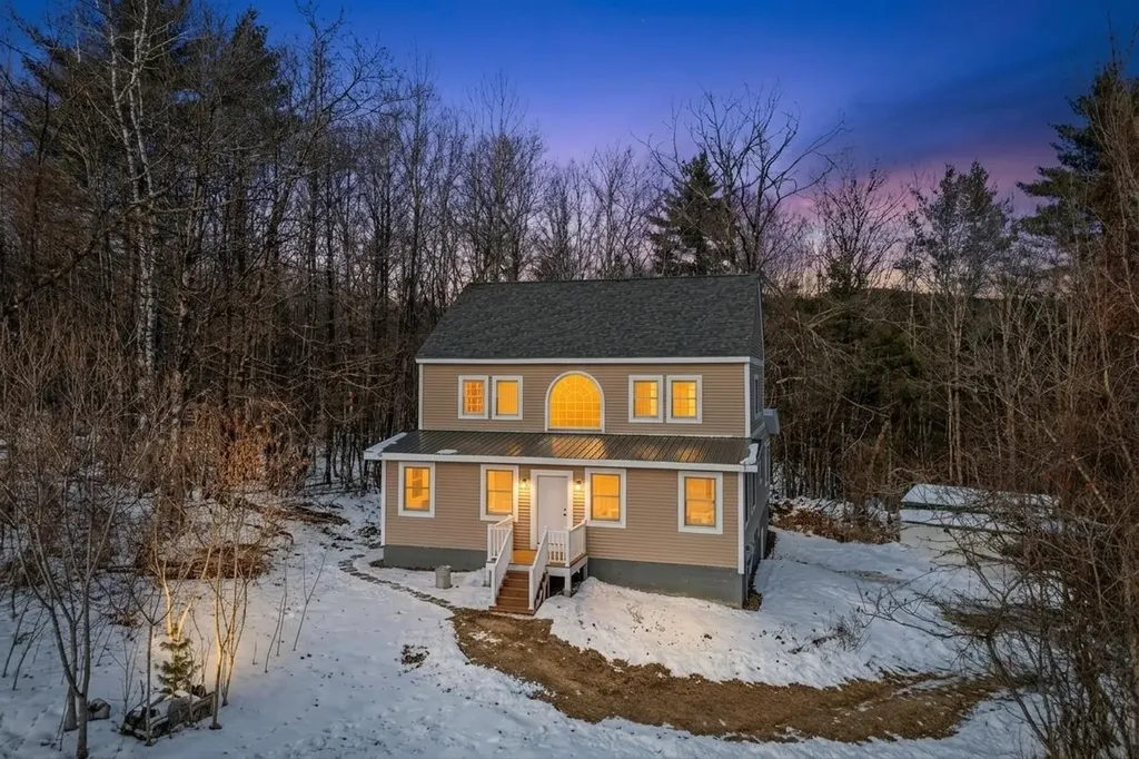 738 Old Hillsboro Road Henniker NH 03244