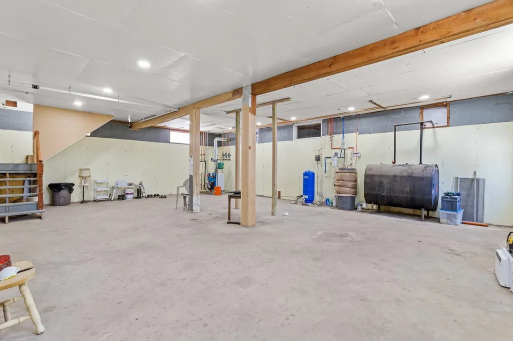 738 Old Hillsboro Road Henniker NH 03244