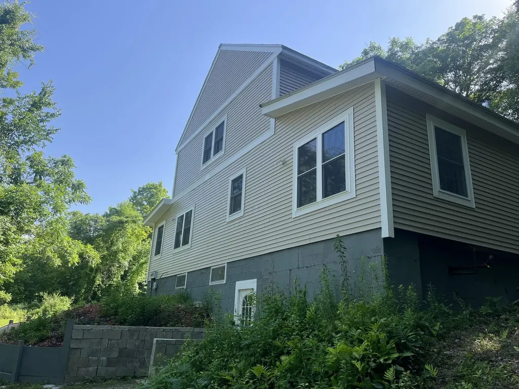 738 Old Hillsboro Road Henniker NH 03244