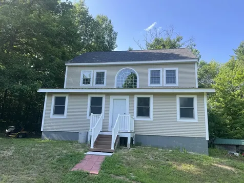738 Old Hillsboro Road Henniker NH 03244
