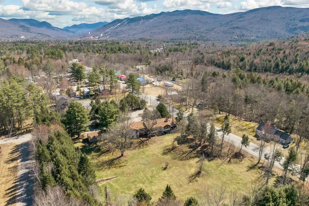 7 Sundance Road Woodstock NH 03262