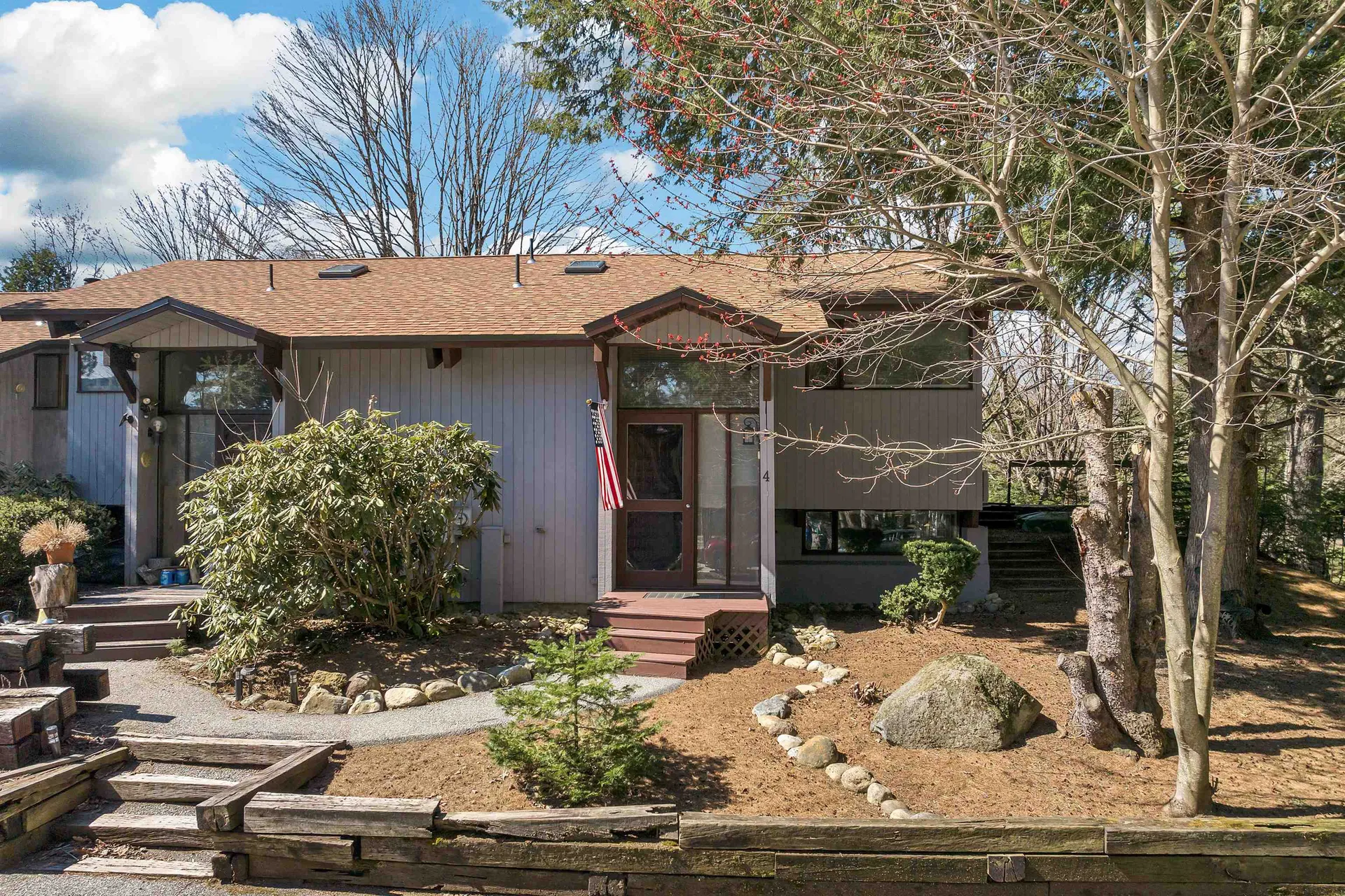 7 Sundance Road Woodstock NH 03262