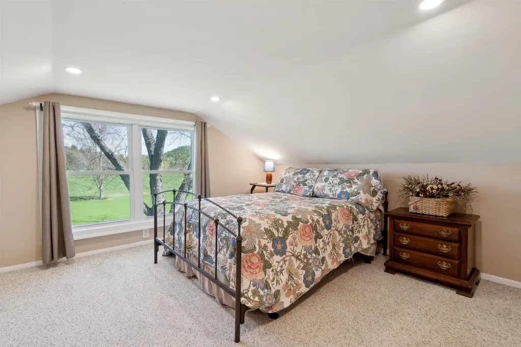 376 Orford Road Lyme NH 03768