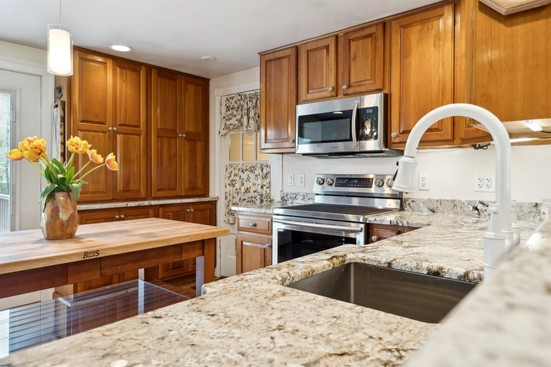 376 Orford Road Lyme NH 03768