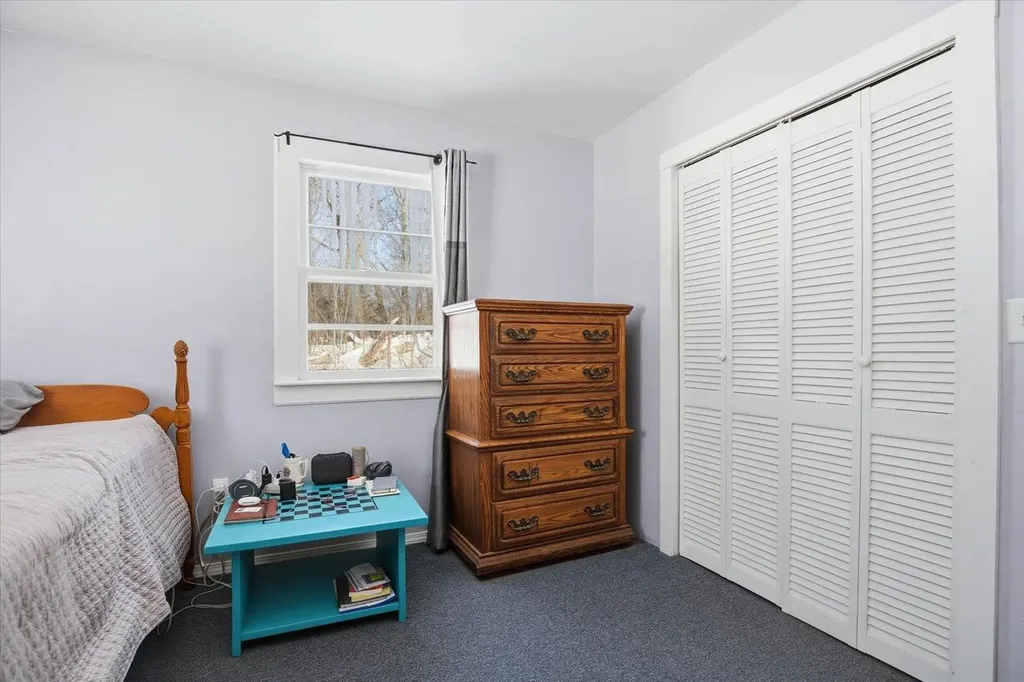 143 Walnut Avenue North Hampton NH 03862